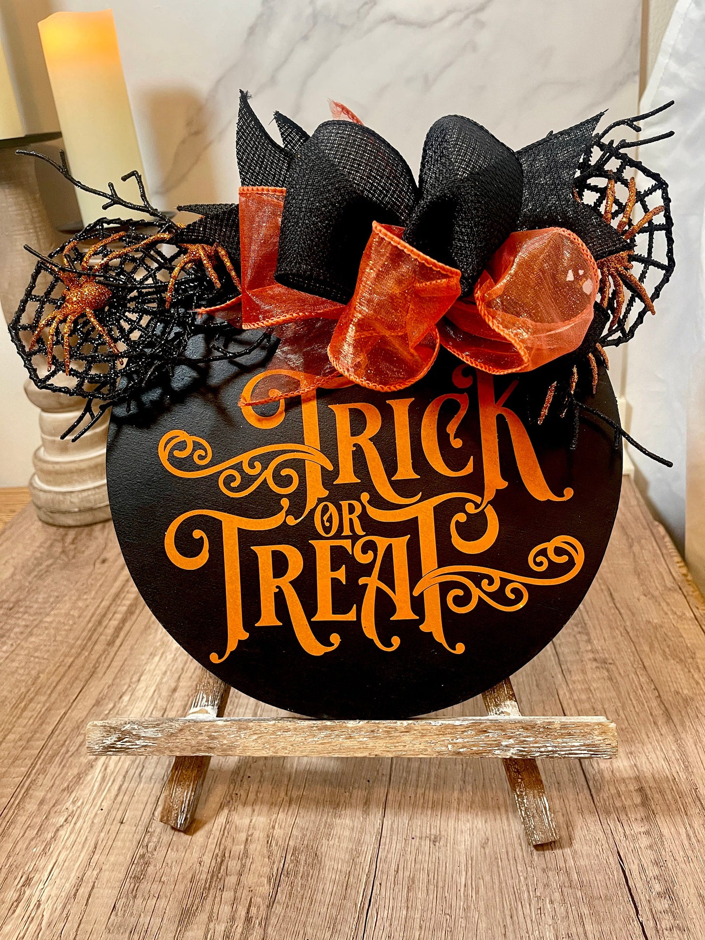 Trick or Treat Halloween Sign Halloween Wreath Halloween Front Door Hanger Halloween Front Porch Sign Halloween Front Door Decor Halloween