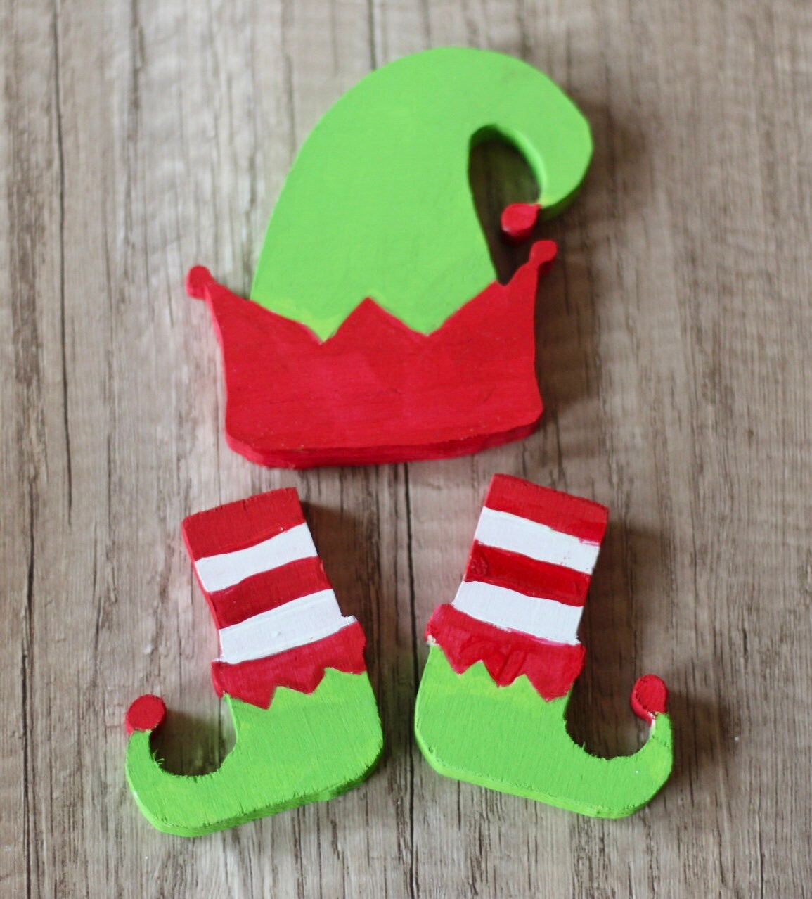 Elf Tiered Tray Decor