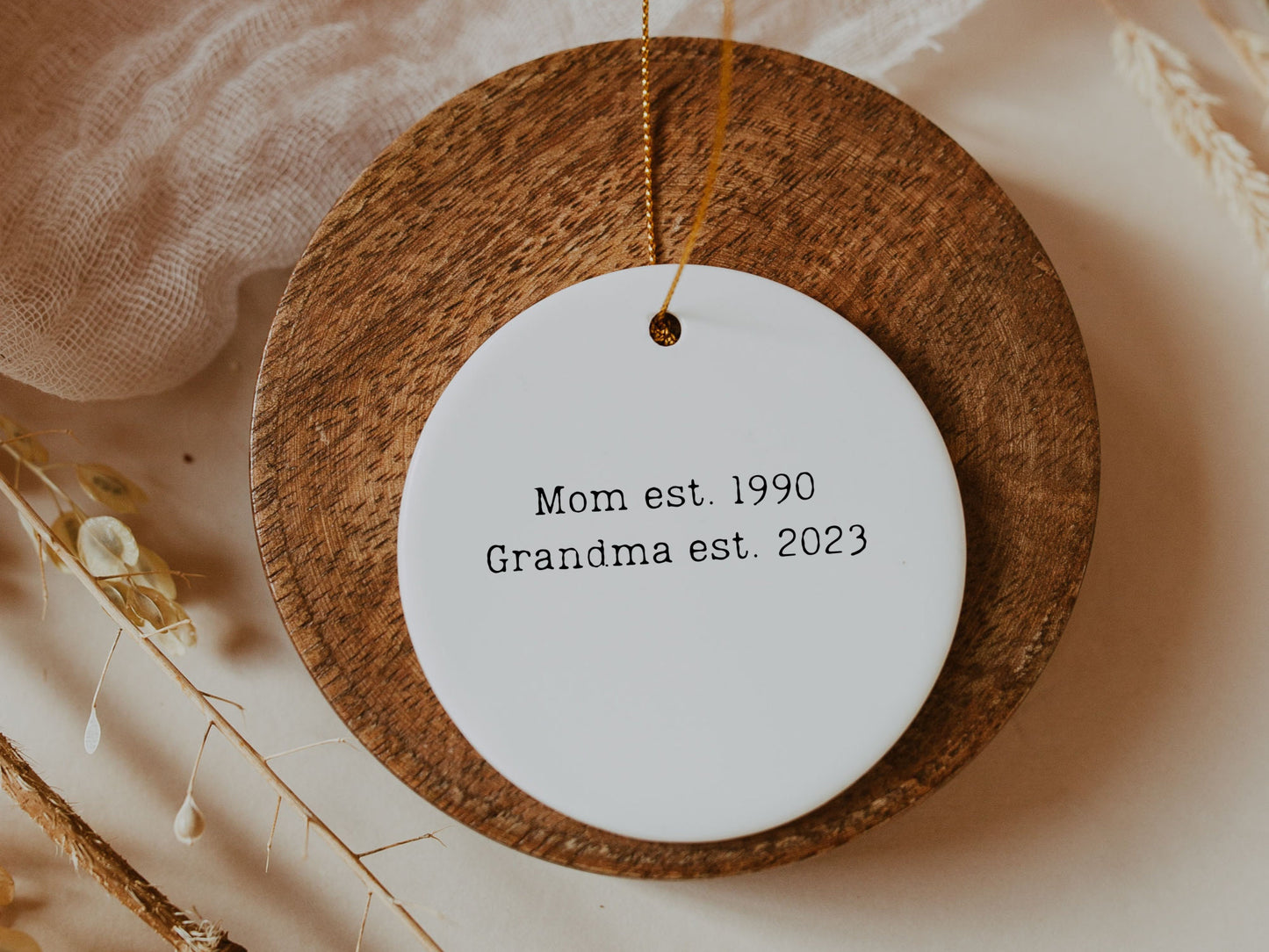 Mom established Christmas Ornament Grandma Established 2023 New Grandma Gift Mom Mothers Day Personalized Gift Custom Ornament Grandmother