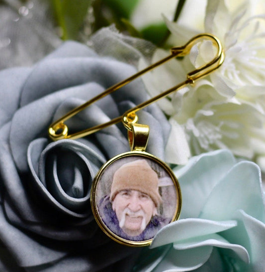 Wedding Memorial Pin